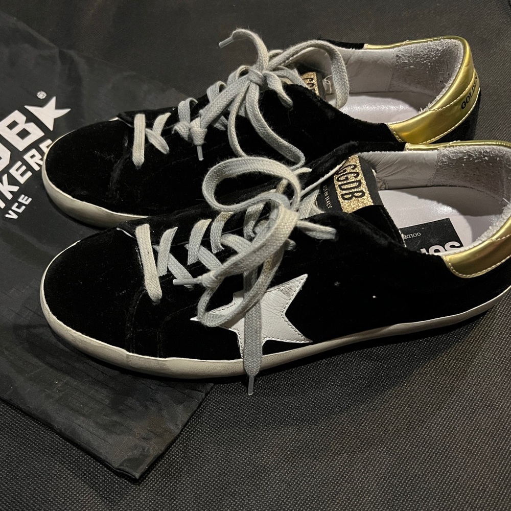 Golden Goose Super Star Sneakers
